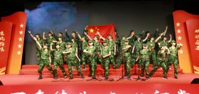 ��������������������������������һ�ߵ����ǡ���������